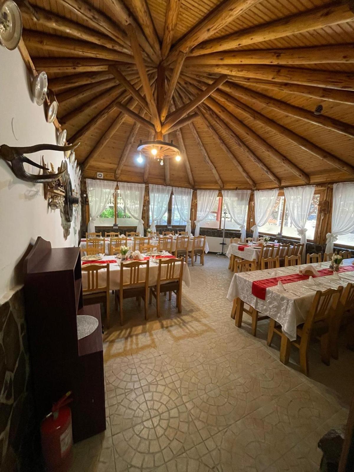 Pensiunea Cetate Balvanyos Esterno foto